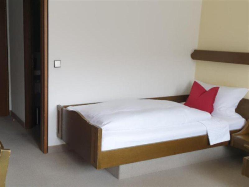 Hotel Muenzmay Штутгарт Экстерьер фото
